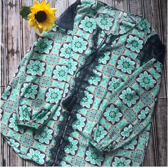 *SOLD* Cato blouse with lace and tassel ties - Picture 1 of 5